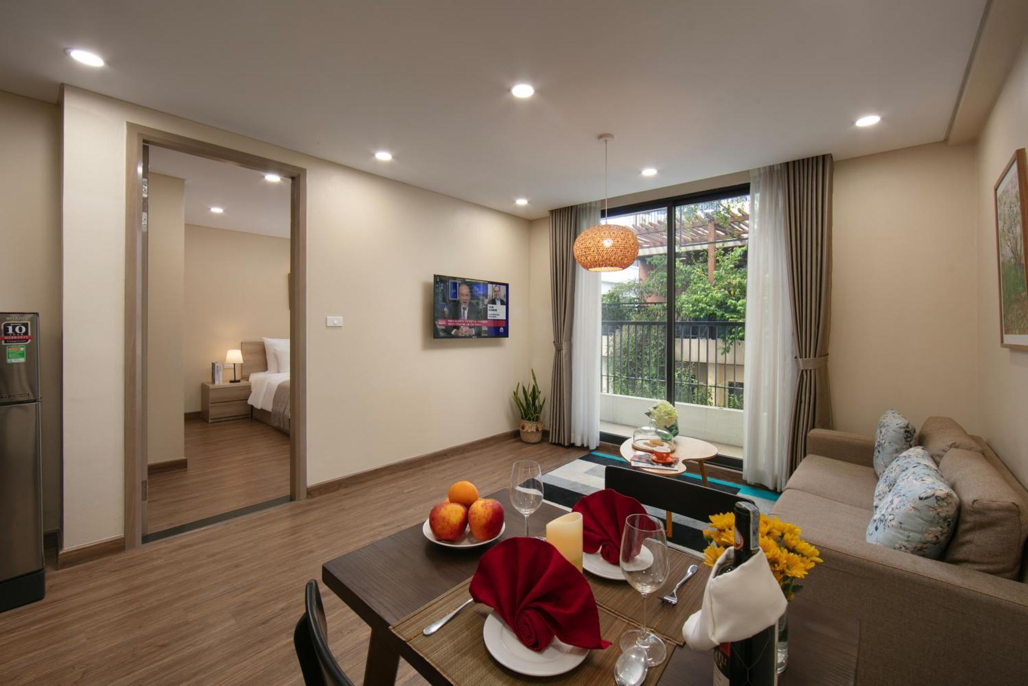 Hb Serviced Apartment - Lac Long Quan 하노이 외부 사진