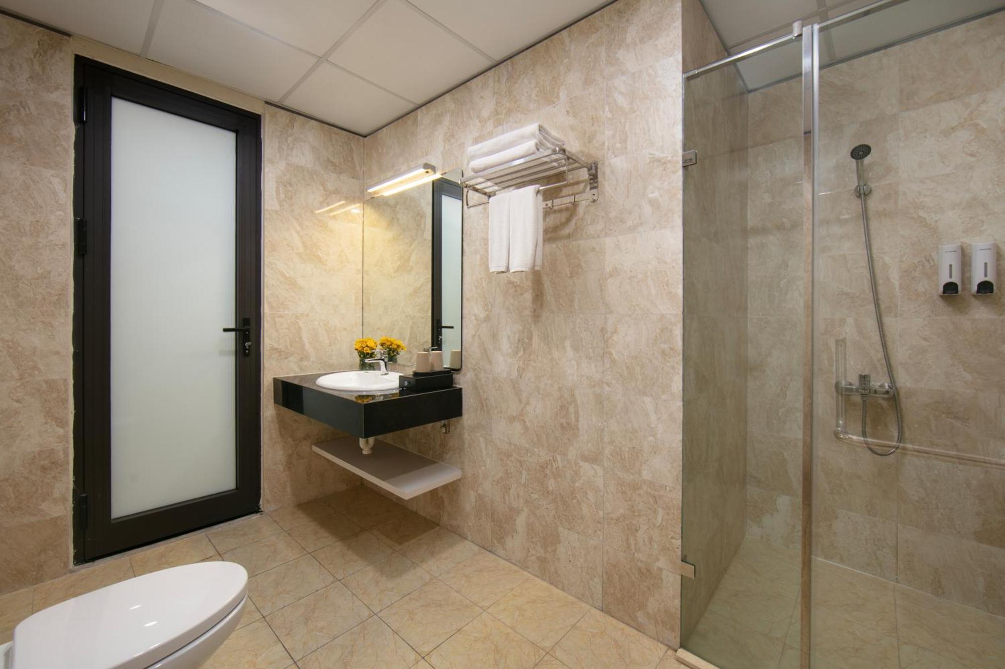 Hb Serviced Apartment - Lac Long Quan 하노이 외부 사진