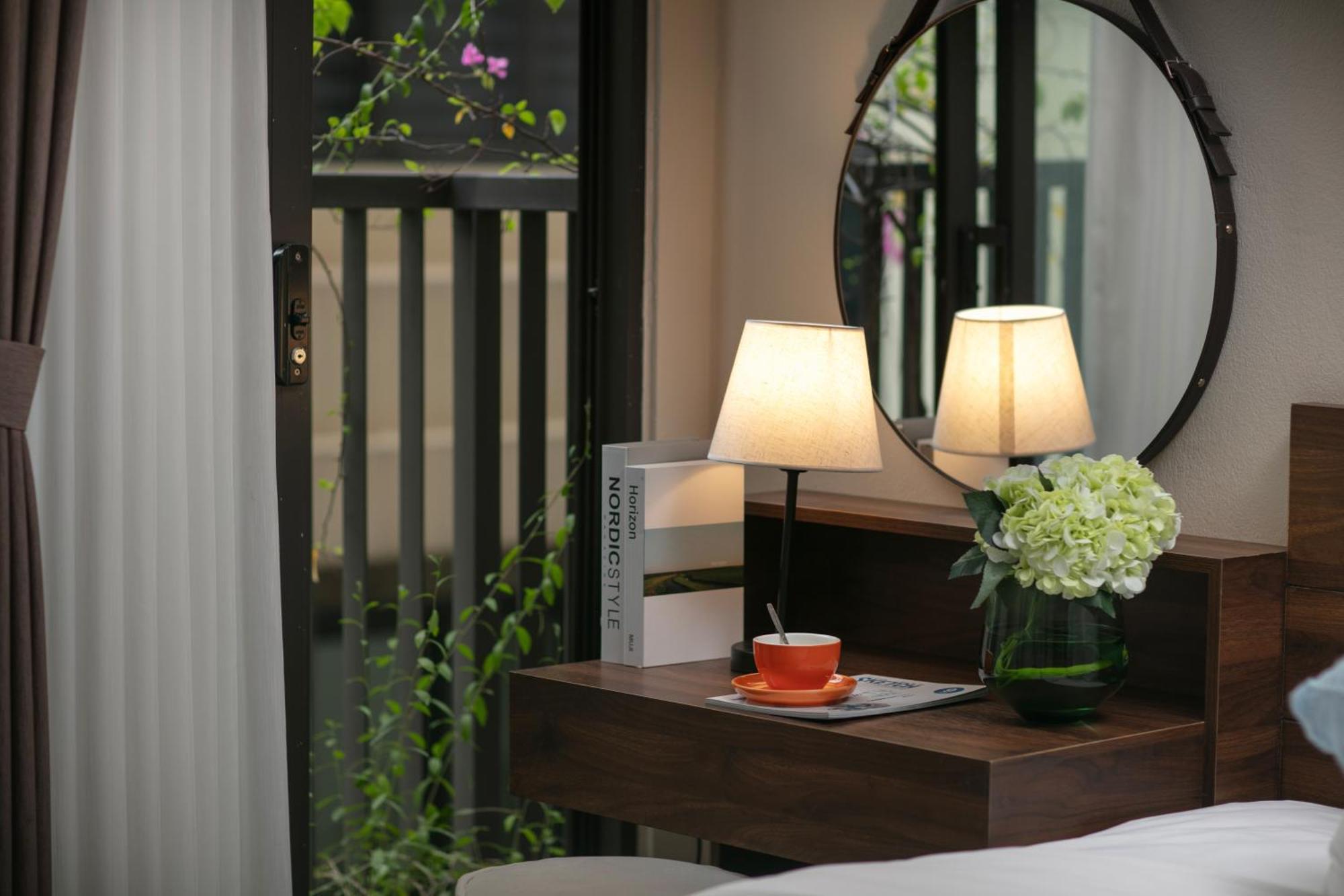 Hb Serviced Apartment - Lac Long Quan 하노이 외부 사진