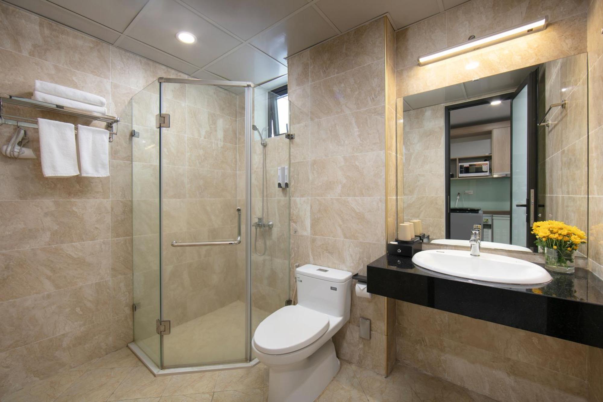 Hb Serviced Apartment - Lac Long Quan 하노이 외부 사진